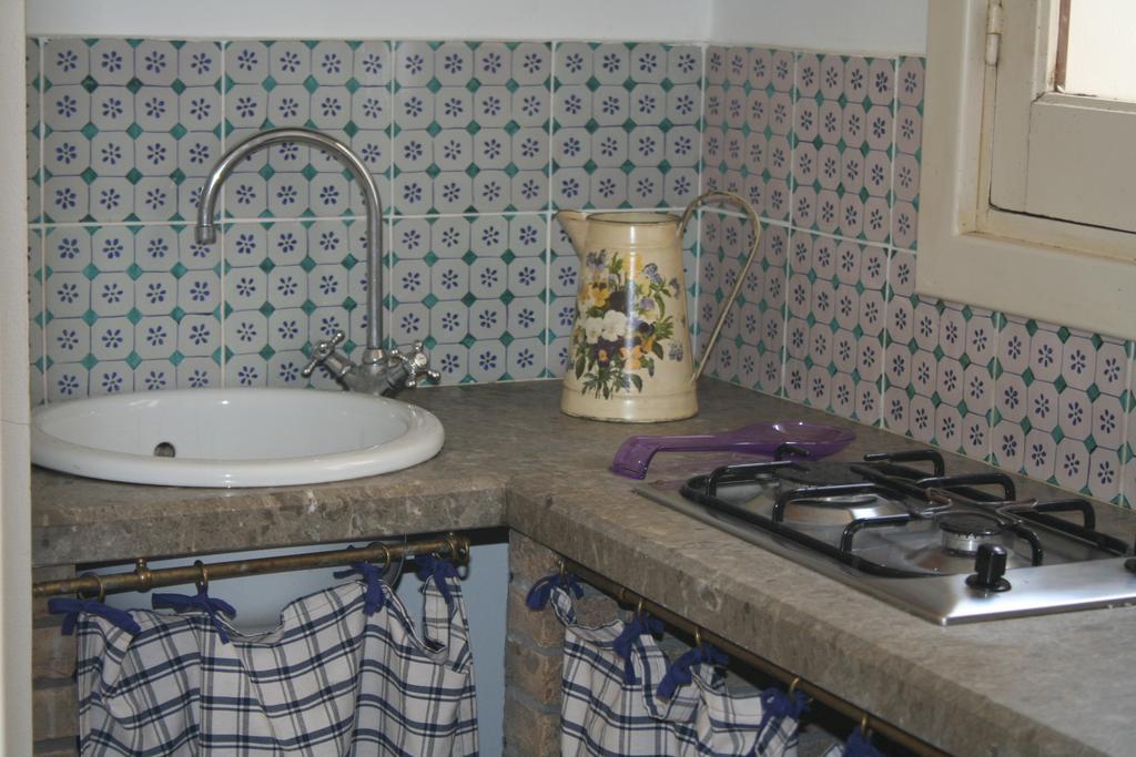 Le Casette Erice Ruang foto
