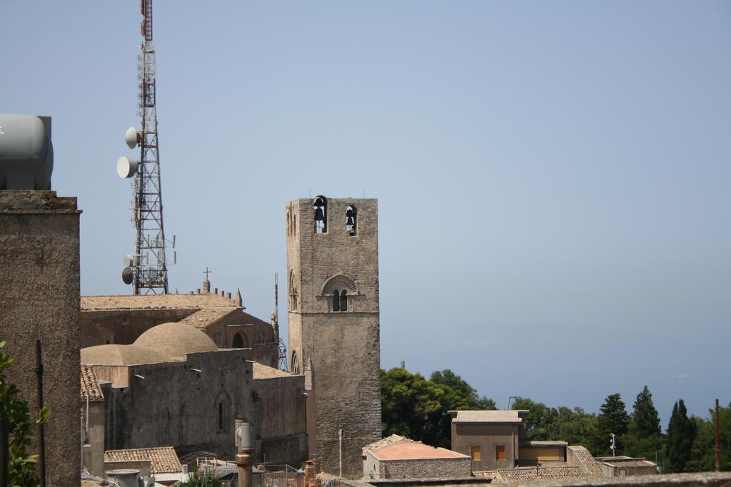 Le Casette Erice Bagian luar foto